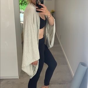Lululemon loose fitting shawl/cardigan